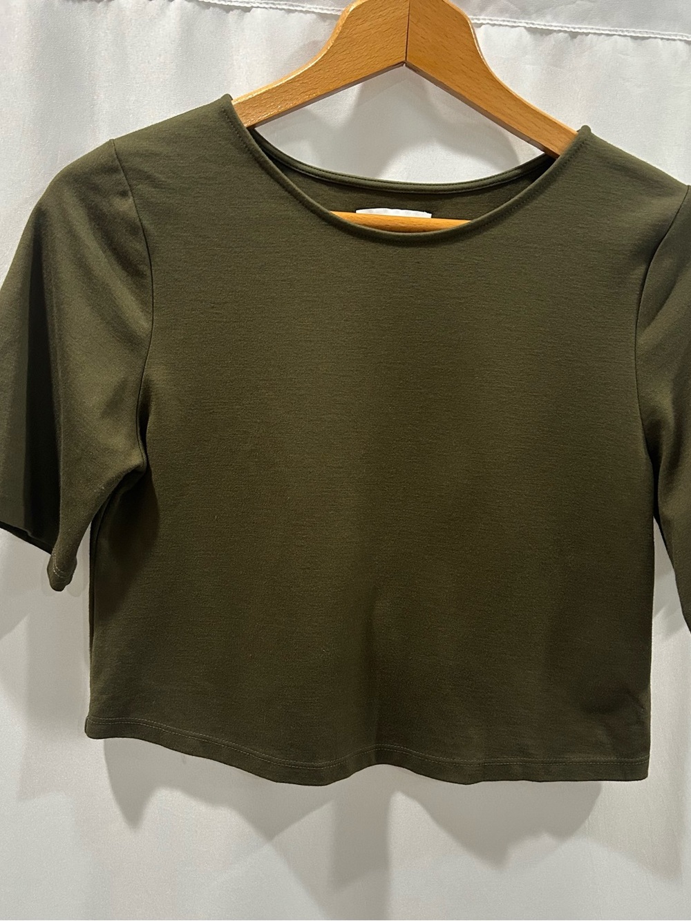 3 (M) Riley Rader Los Angeles Olive Green Short Sleeve Top LN